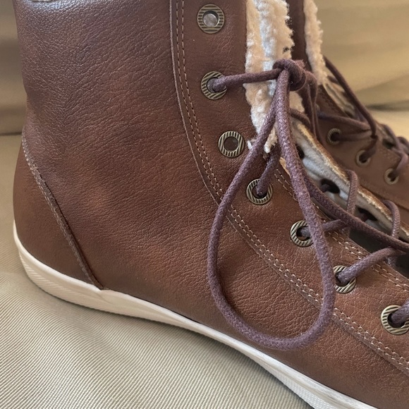 Aldo Brown Shearling Hi-Top Sneakers Size 11 - Picture 8 of 13